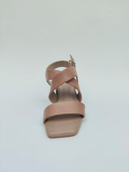 Sandale nude à talon carré effet bois
