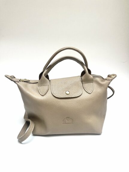 Sac en cuir beige élégant et compact
